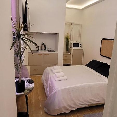 Tiny Studio Rosa - Bairro Alto Lisbona Esterno foto