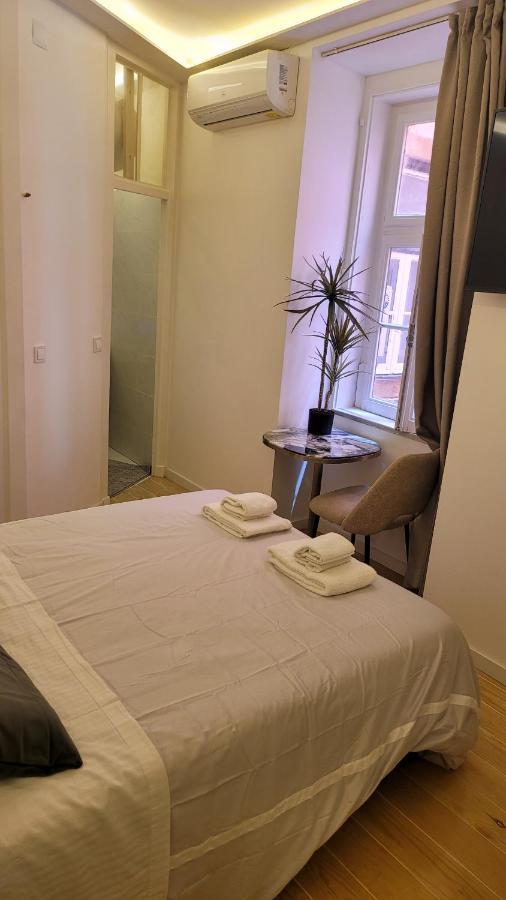 Tiny Studio Rosa - Bairro Alto Lisbona Esterno foto