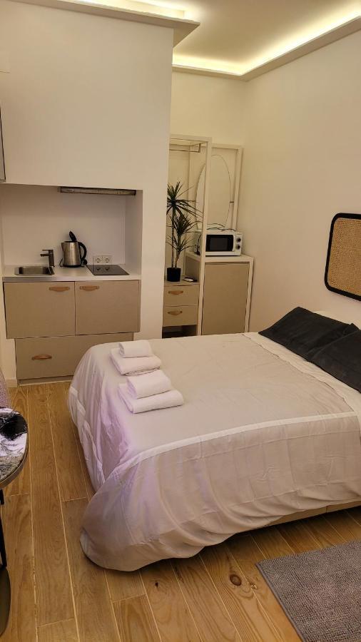 Tiny Studio Rosa - Bairro Alto Lisbona Esterno foto